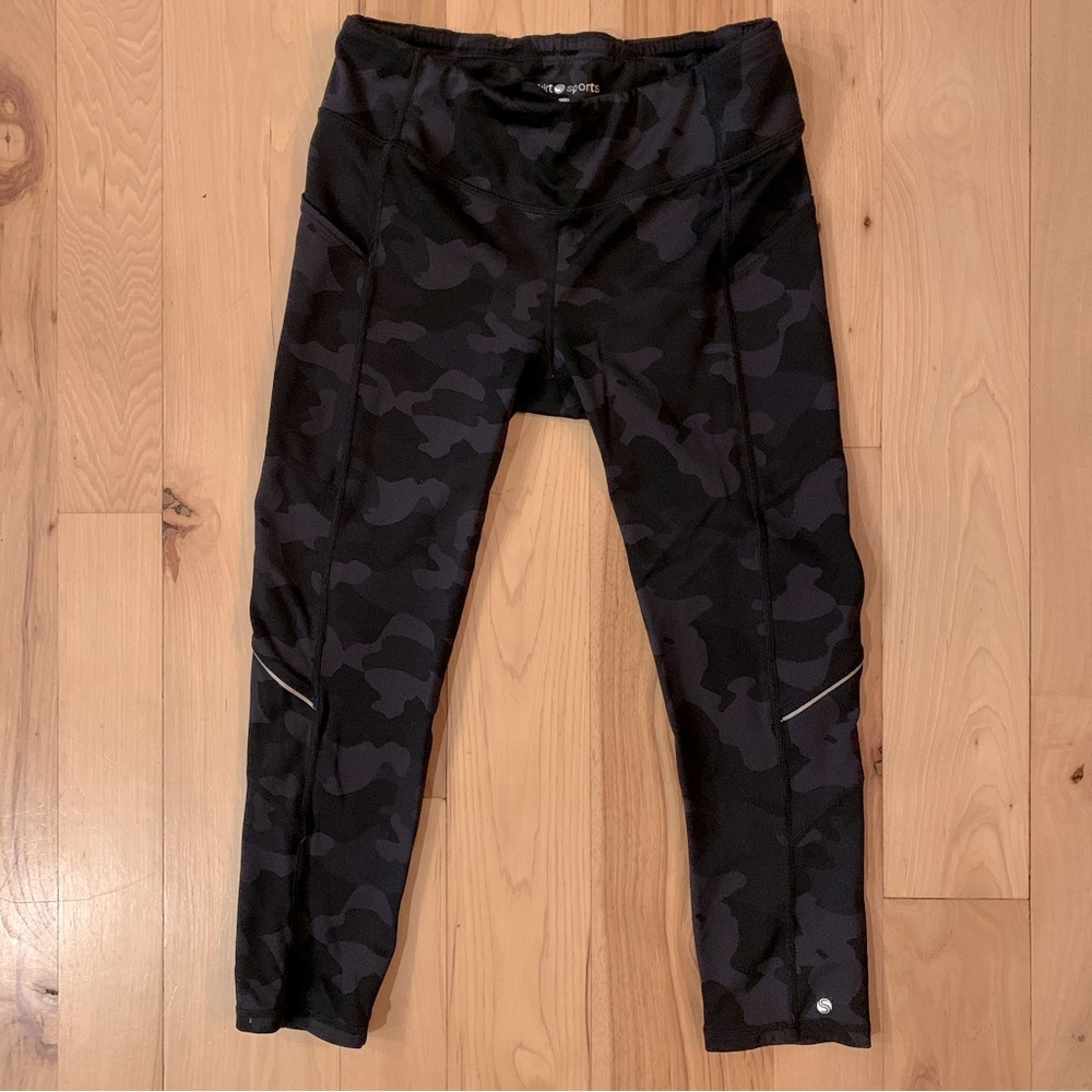 Skirt Sports Pocketopia Capri - Black & Gray Camo - Small